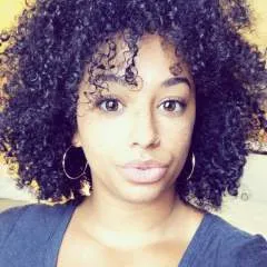 Nelle photo on Jungo Live