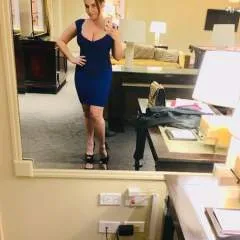 Rihanna photo on Jungo Live