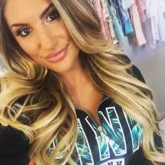 Sarah.... photo on Jungo Live