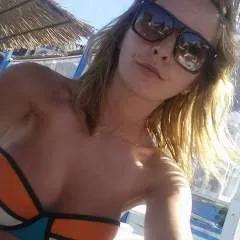 Hot Family photo on Jungo Live