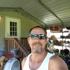 Carpenterdude photo on Jungo Live