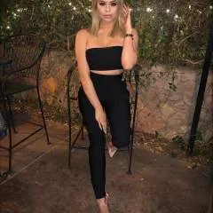 Lucy photo on Jungo Live