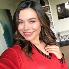 Juiliethangout photo on Jungo Live