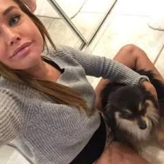 Caty photo on Jungo Live