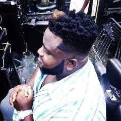 Evarest photo on Jungo Live