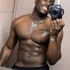 Bruce photo on Jungo Live