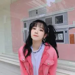 Yuqi photo on Jungo Live