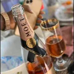 Hotdog photo on Jungo Live