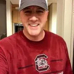 Derrick Riggs photo on Jungo Live