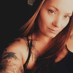 Carolyn photo on Jungo Live