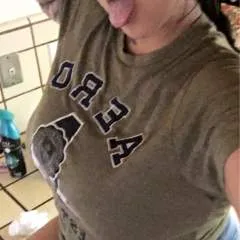 Slutty Bitch photo on Jungo Live