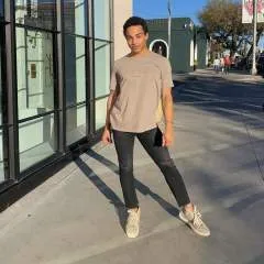 Sam photo on Jungo Live