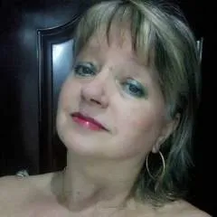 Julia photo on Jungo Live