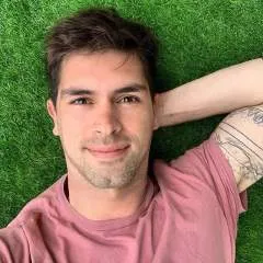 Hernandez photo on Jungo Live