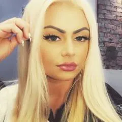 Chloe photo on Jungo Live