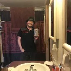 Paulwayne photo on Jungo Live