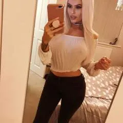 Karen photo on Jungo Live