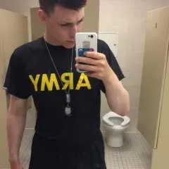 Pasmile Steele photo on Jungo Live