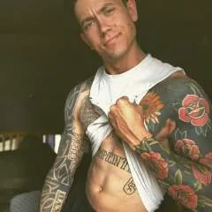 Horny_23 photo on Jungo Live