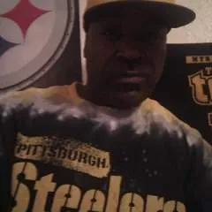 Lickrlow75 photo on Jungo Live