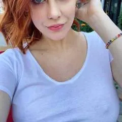 Emily Lee photo on Jungo Live