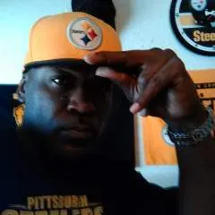 Lickrlow75 photo on Jungo Live