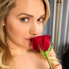 Tracy photo on Jungo Live