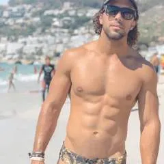 Rich Man photo on Jungo Live