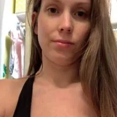 Vicky photo on Jungo Live