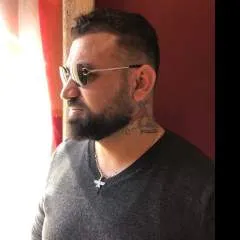 Roja........ photo on Jungo Live