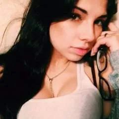 Lora photo on Jungo Live