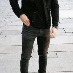 Julian photo on Jungo Live