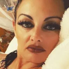 Sexkitten🦄 photo on Jungo Live