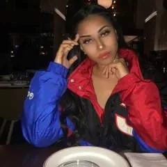 Queen photo on Jungo Live