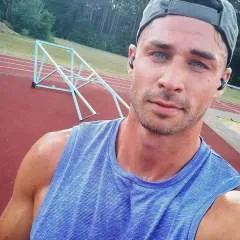 Steve photo on Jungo Live