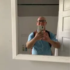 Ronnie photo on Jungo Live