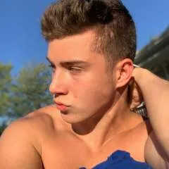 Alex photo on Jungo Live