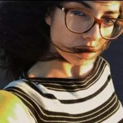 Lora photo on Jungo Live