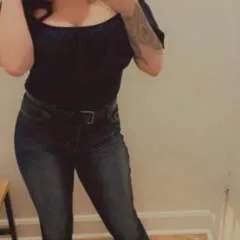 Kikmegoddessveno photo on Jungo Live