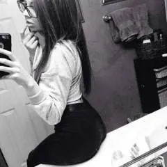 Lora photo on Jungo Live