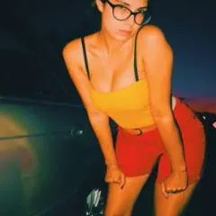 Lora photo on Jungo Live