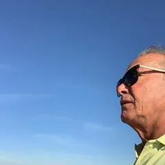 Johnwantsyou13 photo on Jungo Live