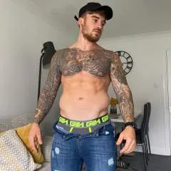 Oliver photo on Jungo Live