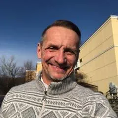 Cliff photo on Jungo Live