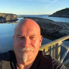 Wolf photo on Jungo Live