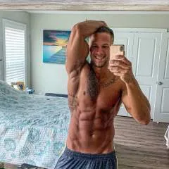 Arnold photo on Jungo Live