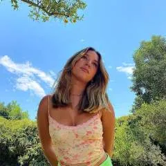 Sapphire photo on Jungo Live