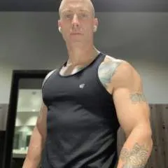 Bull02 photo on Jungo Live