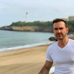 John Smith photo on Jungo Live