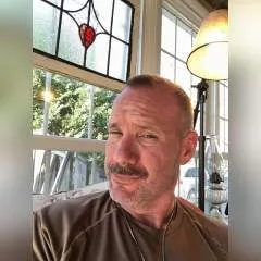 Johnny photo on Jungo Live